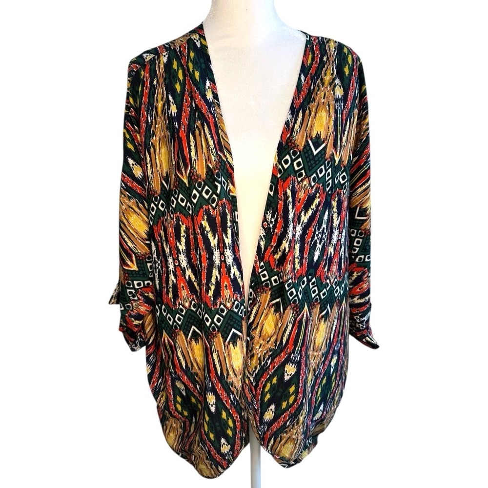 Avani Women's Kimono Shawl Size M Boho Costal Tribal Print Lightweight